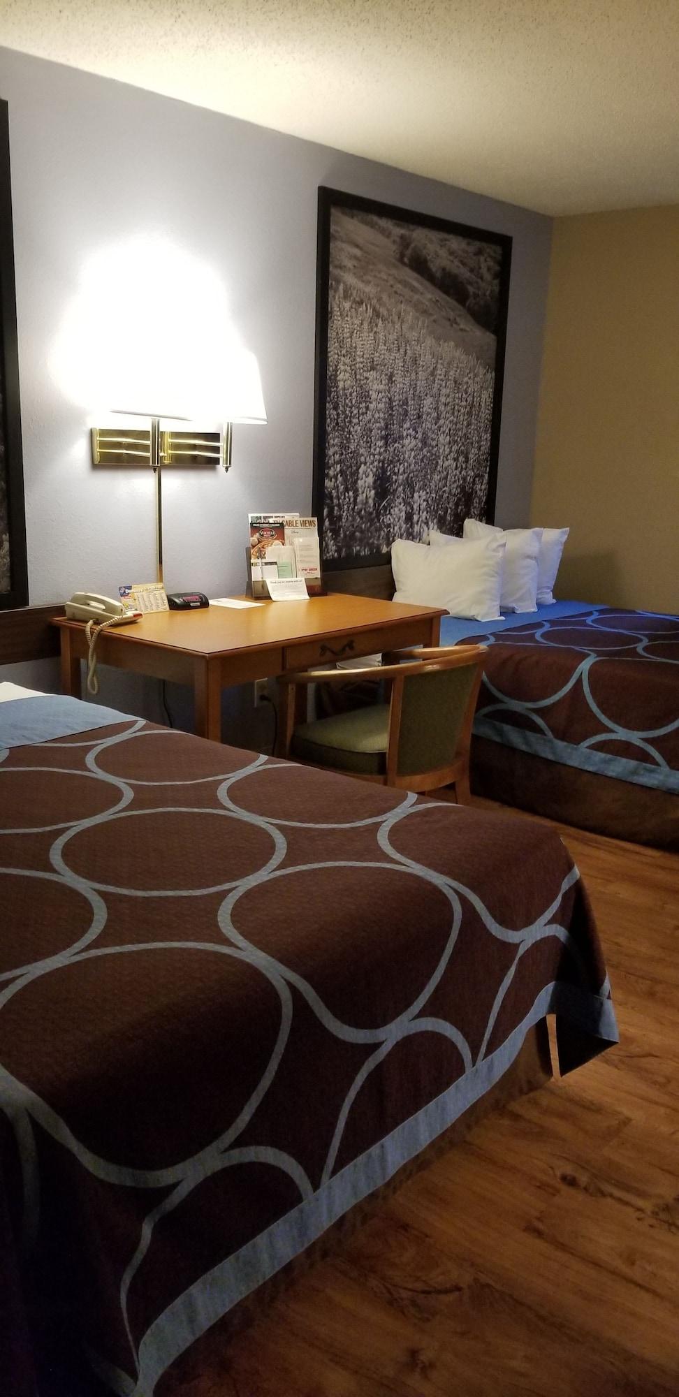 Super 8 By Wyndham East Stroudsburg - Poconos Hotell Exteriör bild