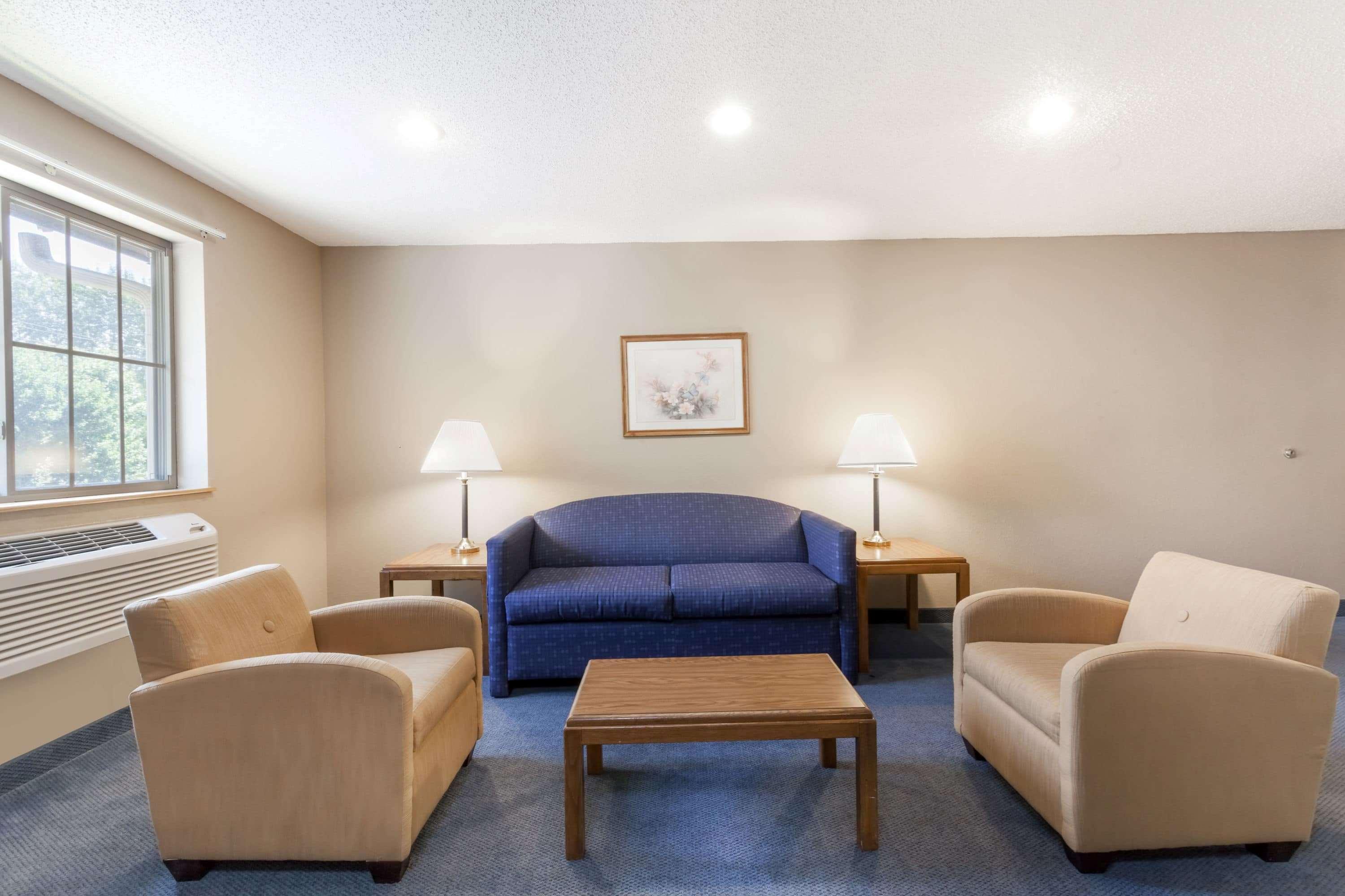 Super 8 By Wyndham East Stroudsburg - Poconos Hotell Exteriör bild