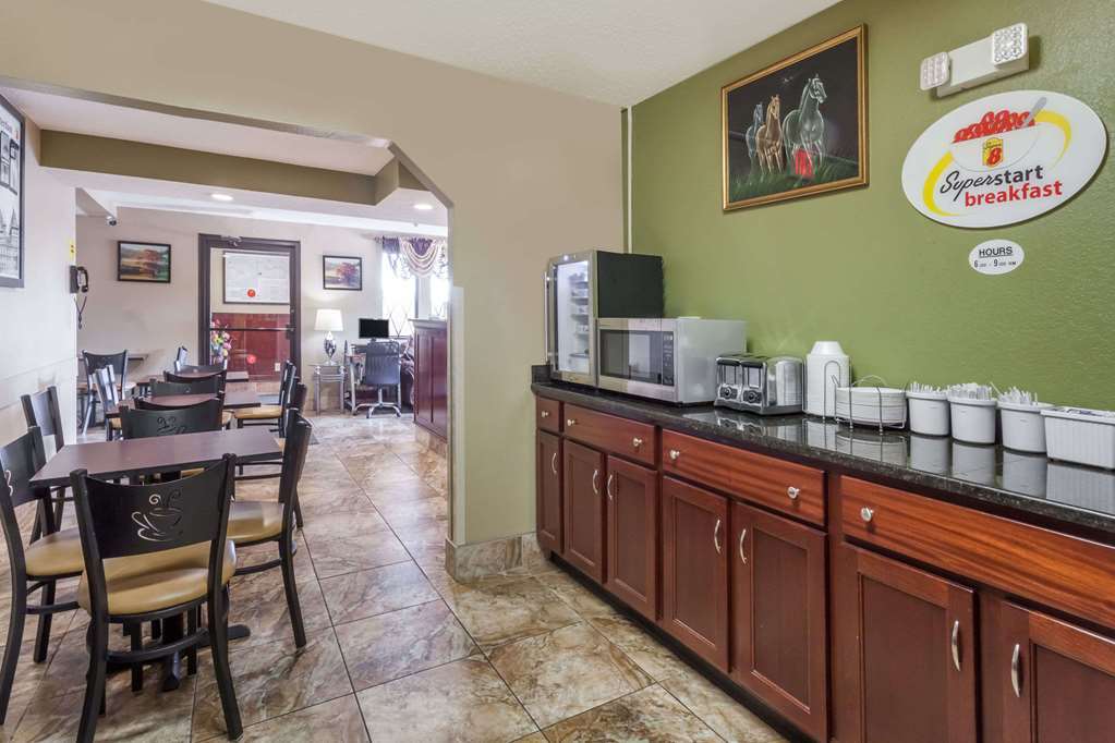Super 8 By Wyndham East Stroudsburg - Poconos Hotell Bekvämligheter bild